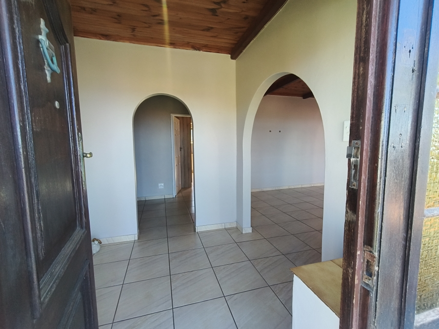 3 Bedroom Property for Sale in Wavecrest Eastern Cape